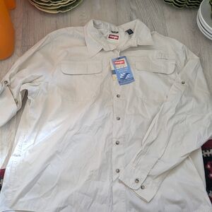 Wrangler Men's Moisture Wicking Chinos - Tan